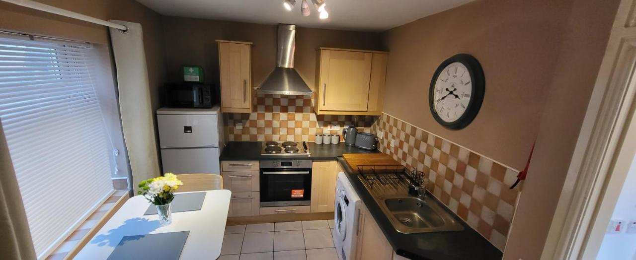 Cosy Stays Daybrook Nottingham Bagian luar foto