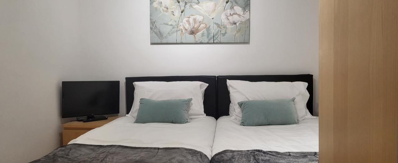 Cosy Stays Daybrook Nottingham Bagian luar foto