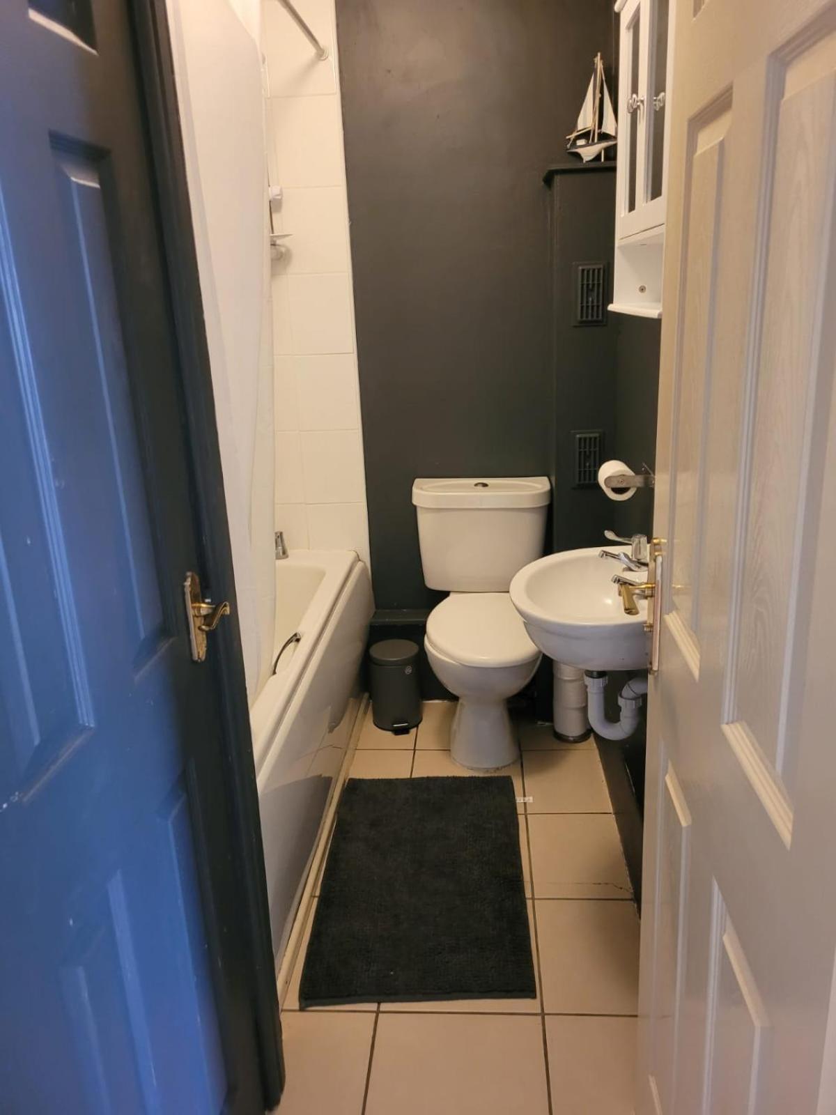 Cosy Stays Daybrook Nottingham Bagian luar foto